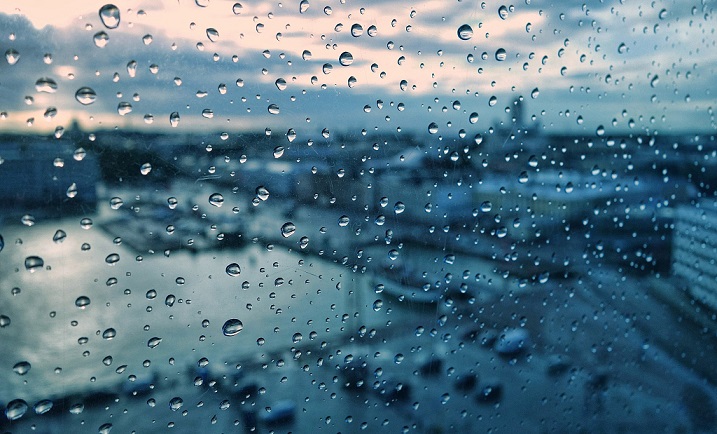 如何對(duì)付雨天室內(nèi)煩人的潮濕感？1個(gè)妙招就足夠！